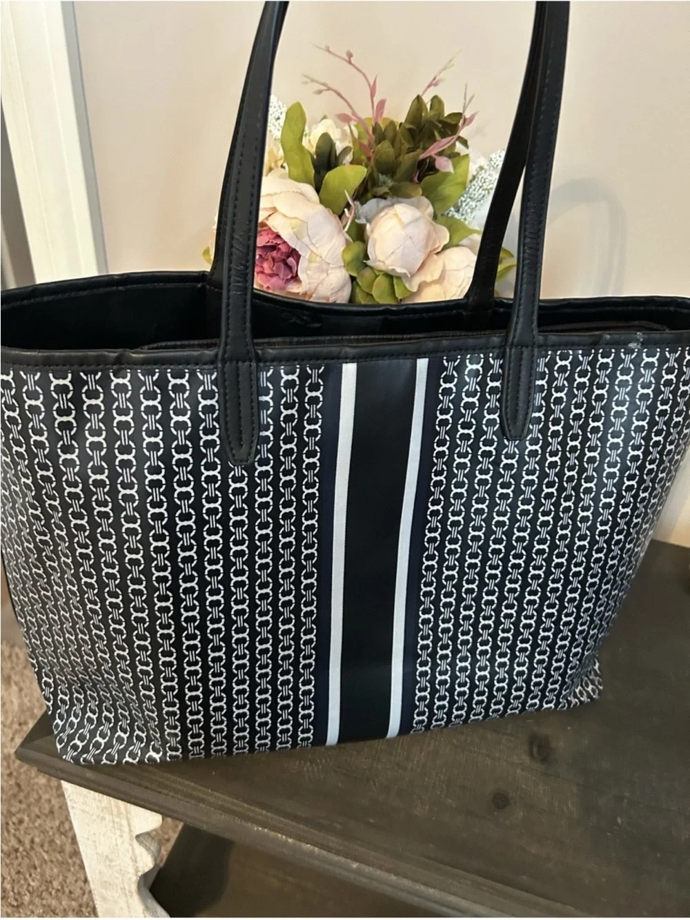 EUC Tory Burch Gemini link tote